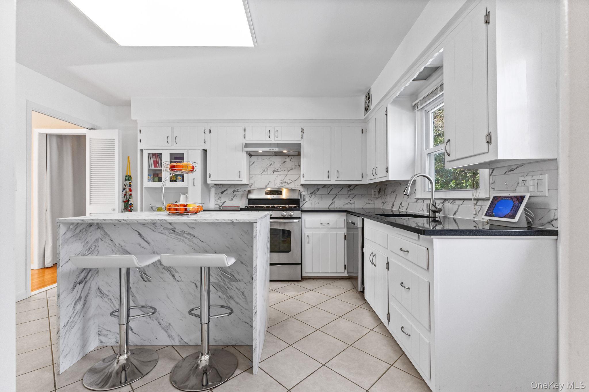 #8 photo, 15 Meadow Place, Rye , NY 10580