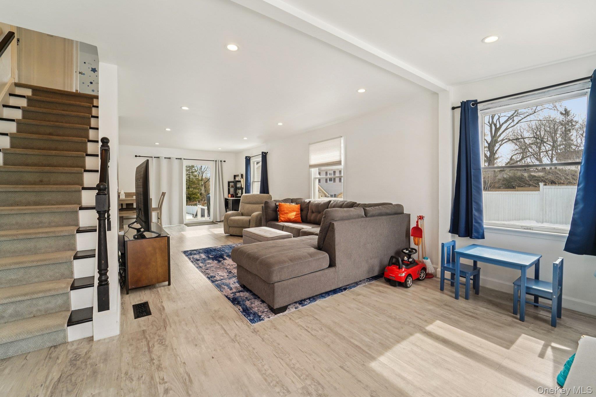 #7 photo, 26 Benson Avenue, 紐約州 West Nyack , NY 10994