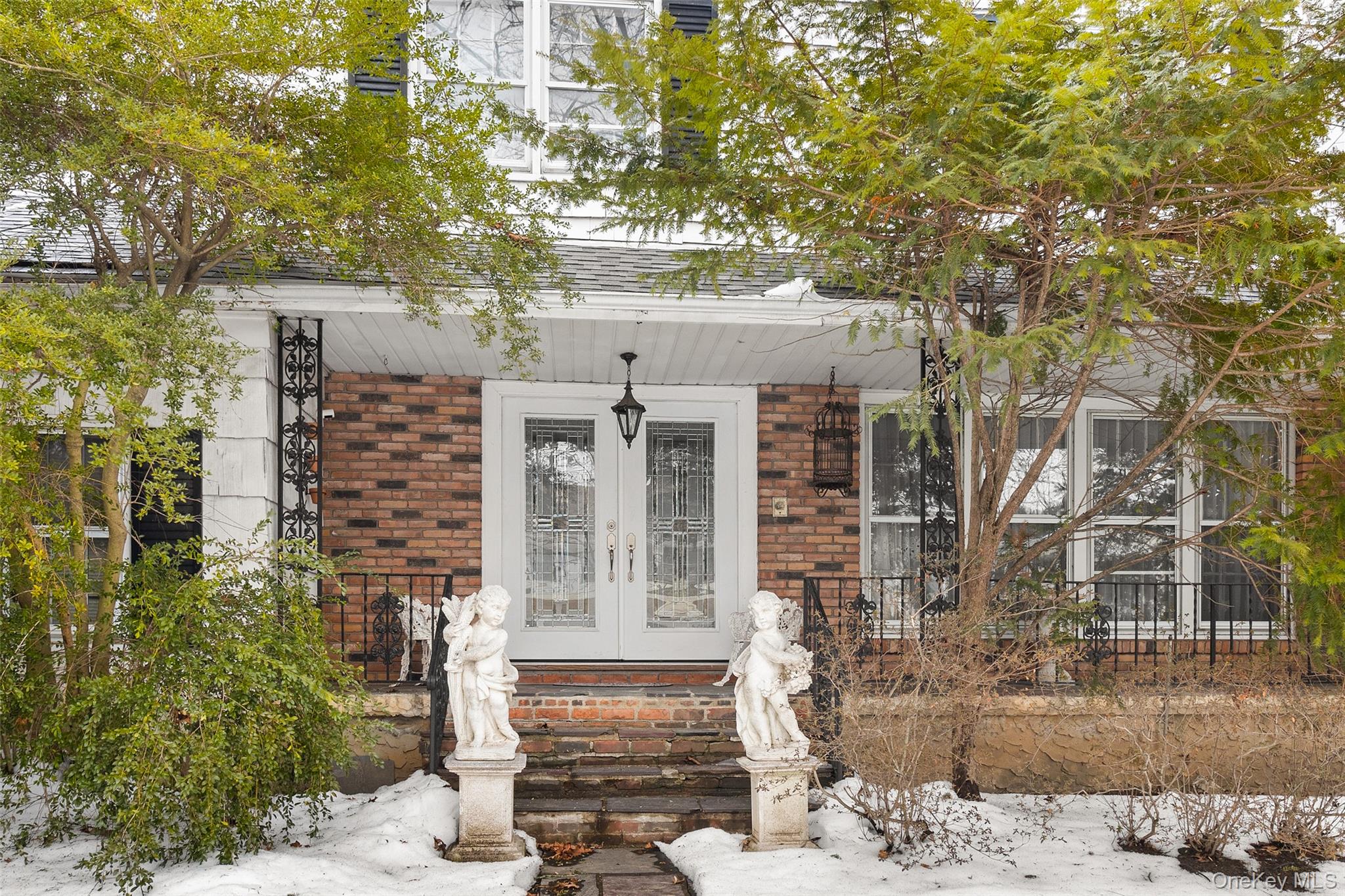 #1 photo, 20 Old Farm Road, Scarsdale , NY 10583