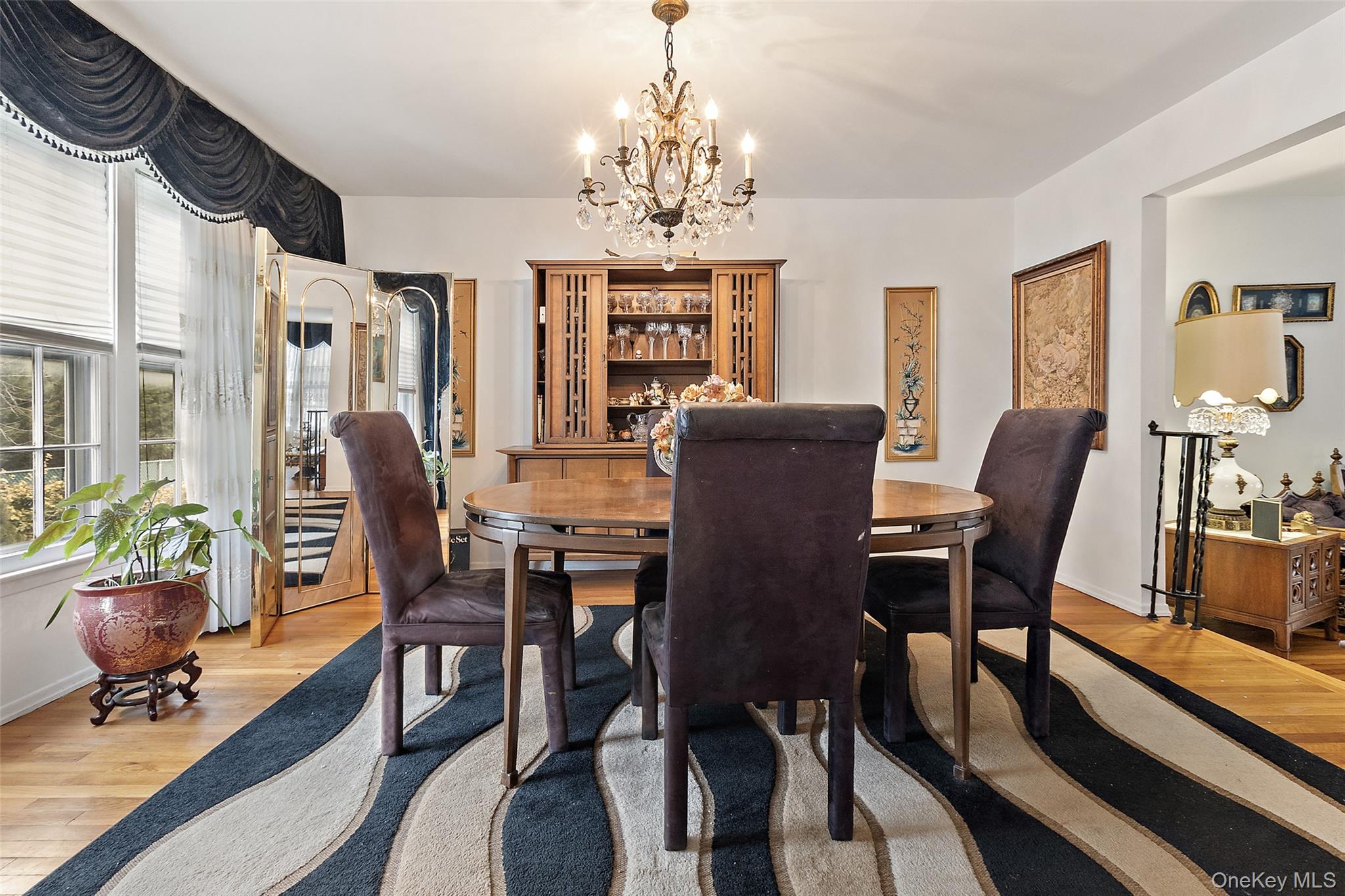 #10 photo, 20 Old Farm Road, Scarsdale , NY 10583