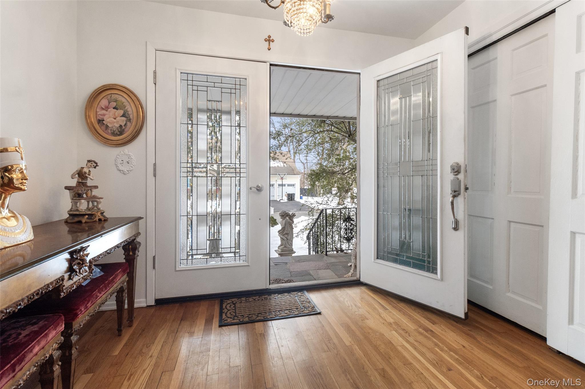 #2 photo, 20 Old Farm Road, Scarsdale , NY 10583