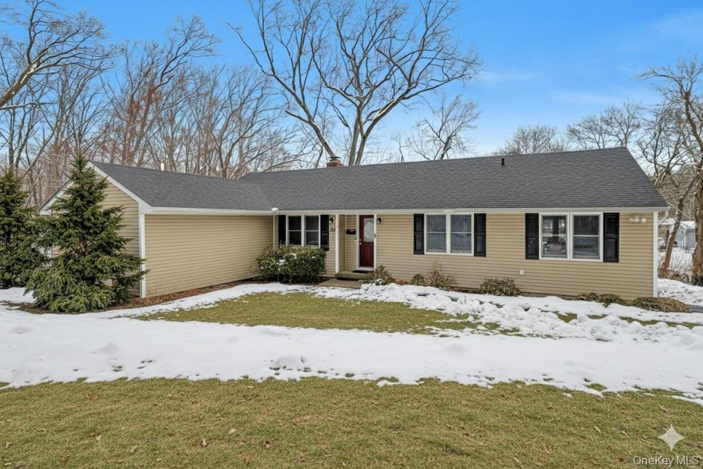 #3 photo, 42 Briarwood Drive, New City , NY 10956