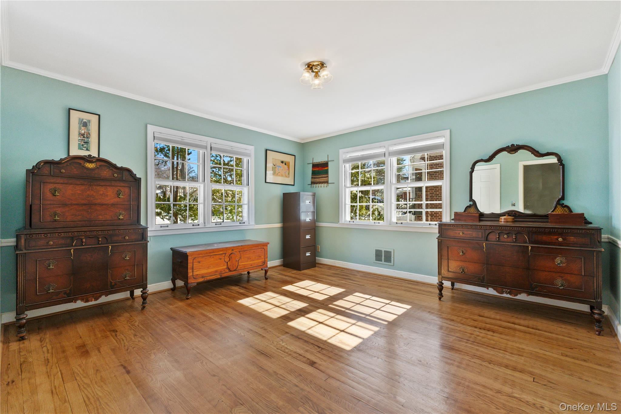 #7 photo, 32 Harrison Drive, Larchmont , NY 10538