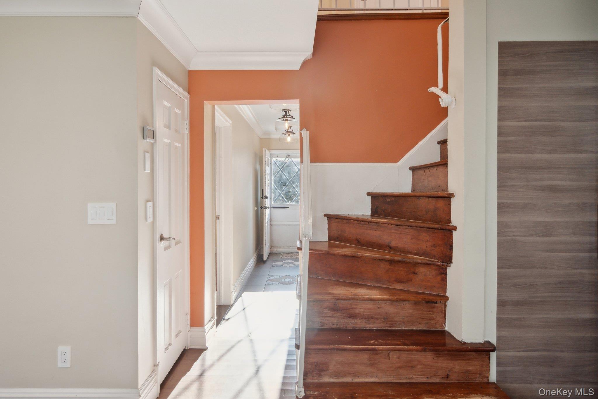 #11 photo, 1250 Harbor Road, Нассау ‖ Hewlett Harbor , NY 11557