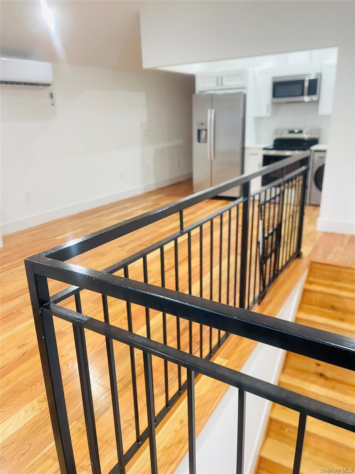 #5 photo, 157 Beach 25th, Far Rockaway , NY 11691