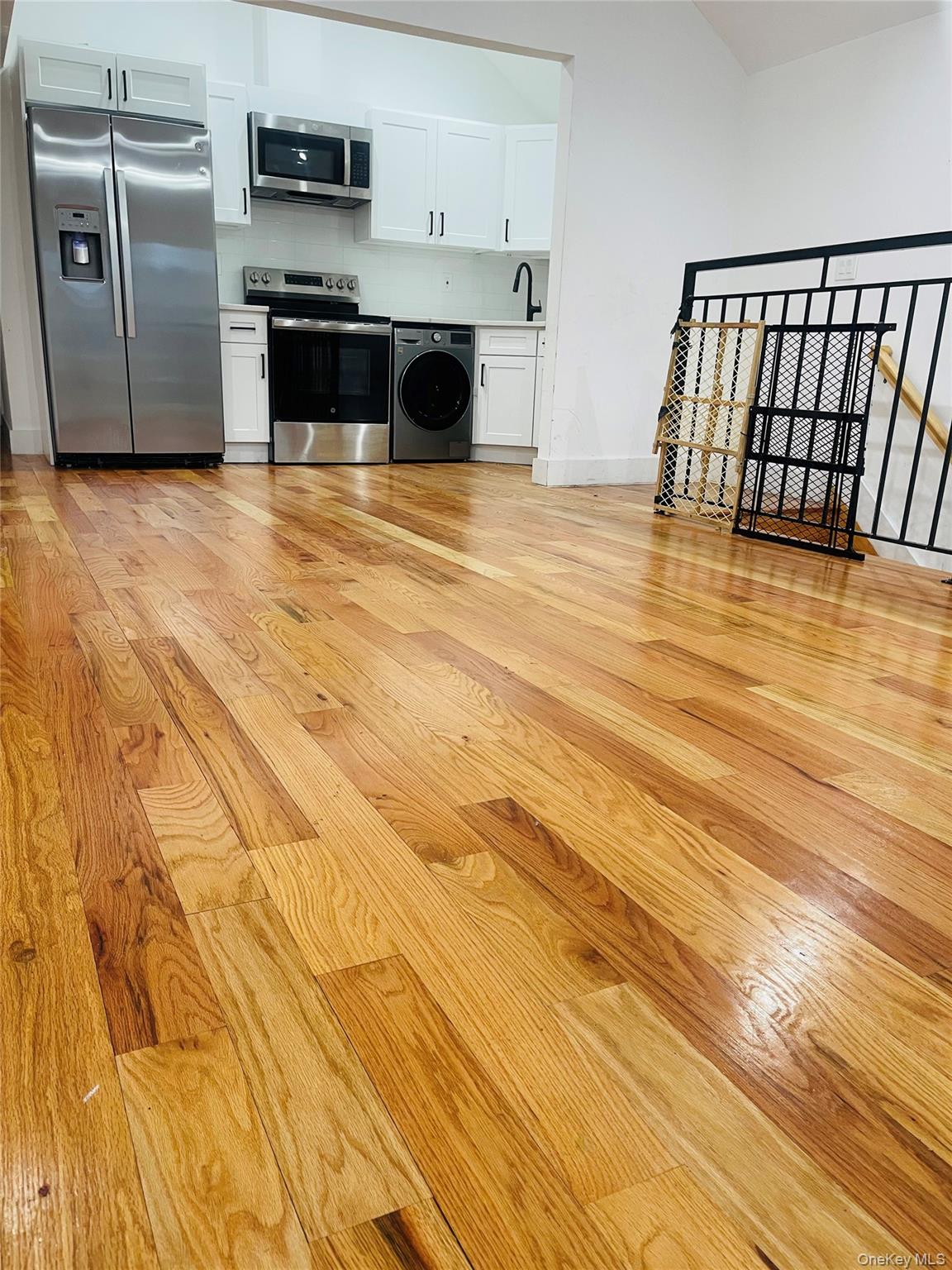 #6 photo, 157 Beach 25th, Far Rockaway , NY 11691