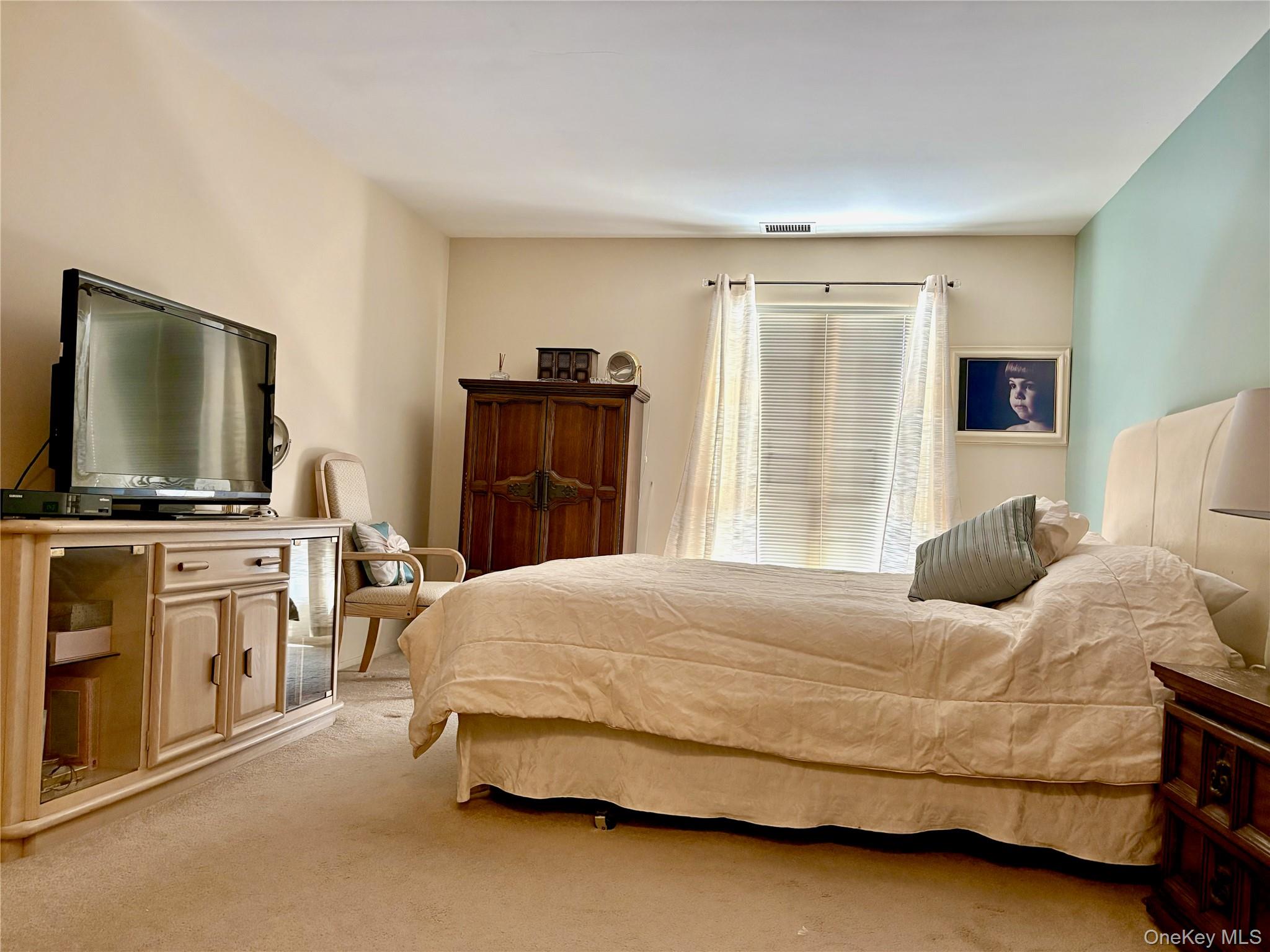 #10 photo, 31 Anchor Street, Freeport , NY 11520