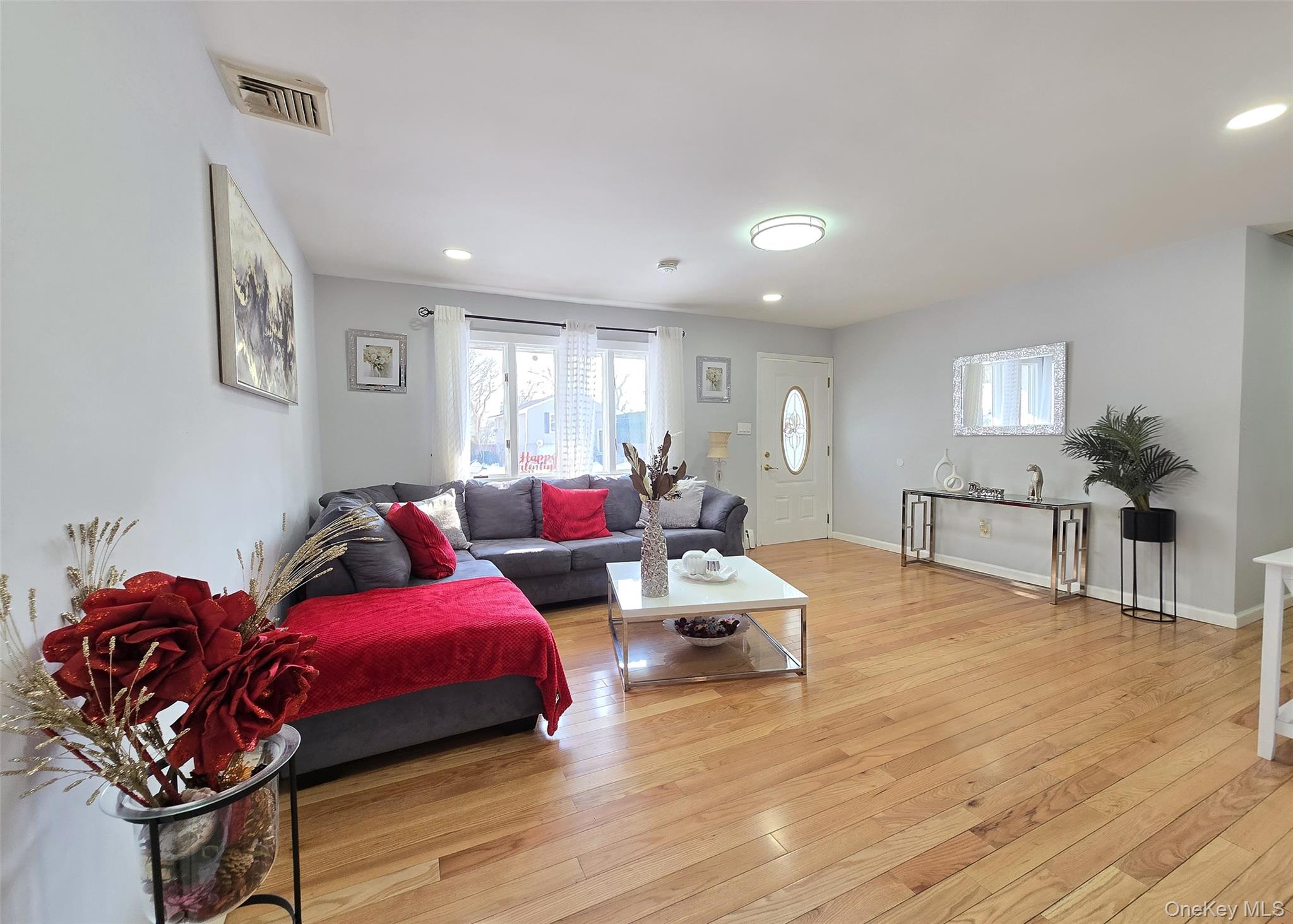 #2 photo, 237 Donald Boulevard, Holbrook , NY 11741