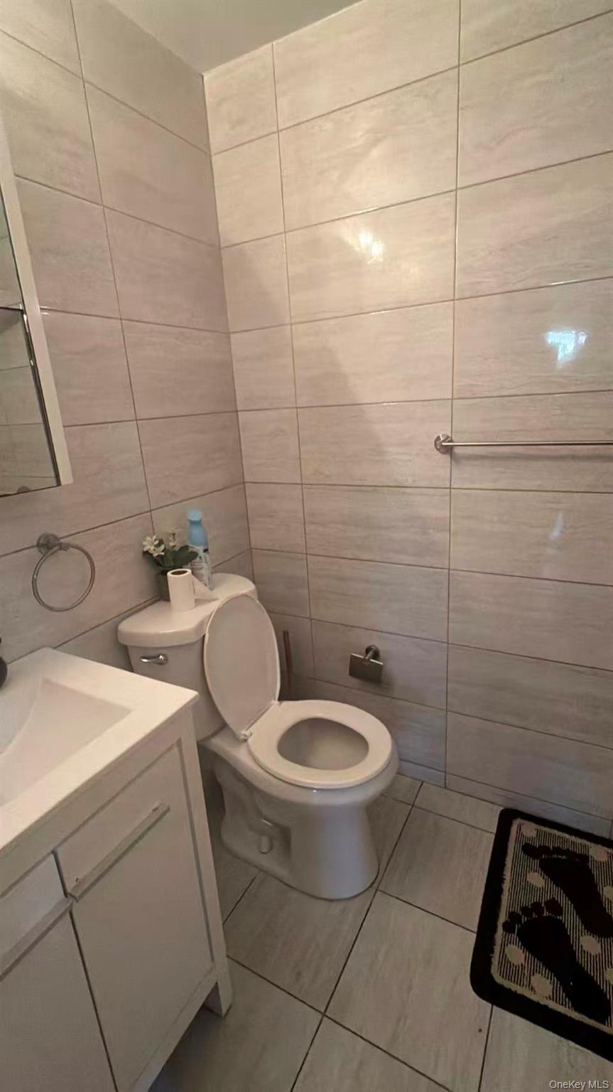 #2 photo, 9317 Lamont Avenue, Elmhurst , NY 11373