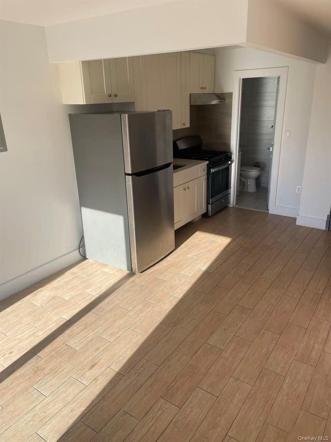 #3 photo, 9317 Lamont Avenue, Elmhurst , NY 11373