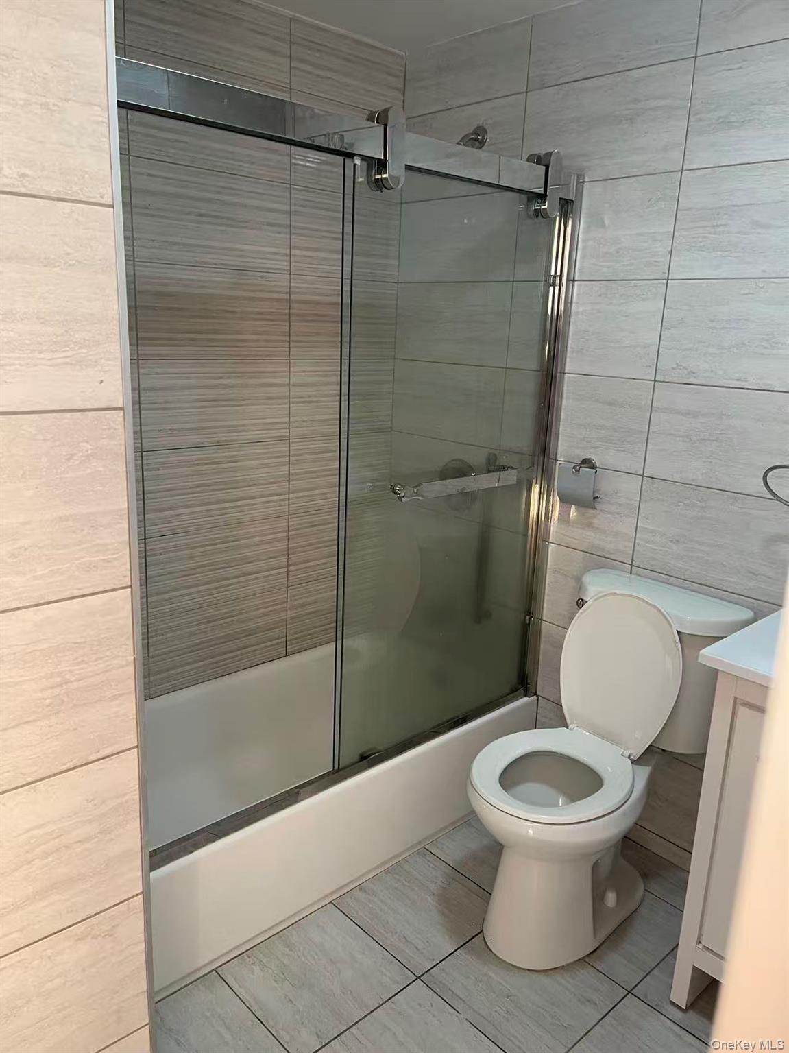 #6 photo, 9317 Lamont Avenue, Elmhurst , NY 11373