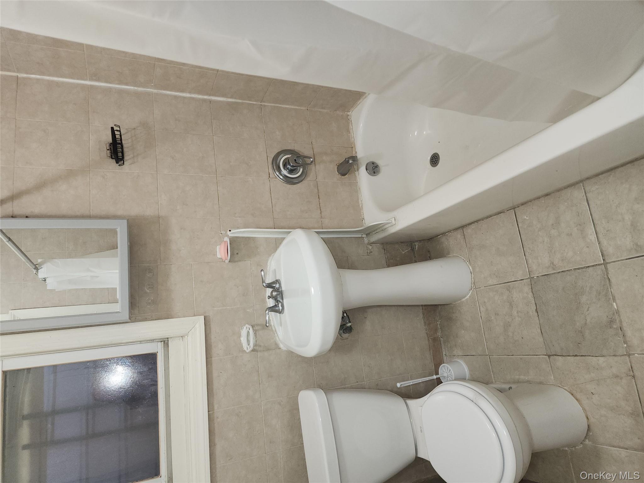 #6 photo, 205-11 Hollis Avenue, Hollis , NY 11412