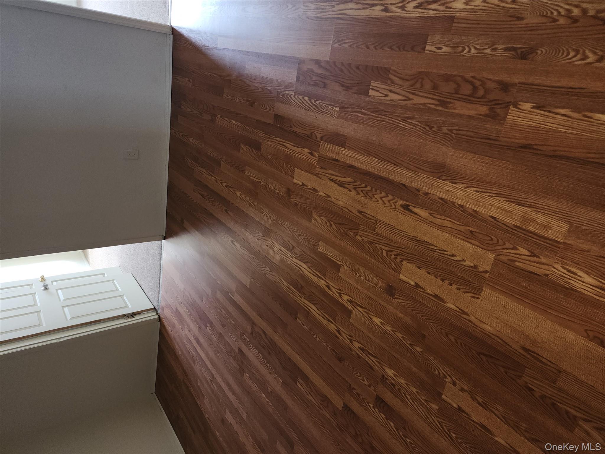 #8 photo, 205-11 Hollis Avenue, Hollis , NY 11412