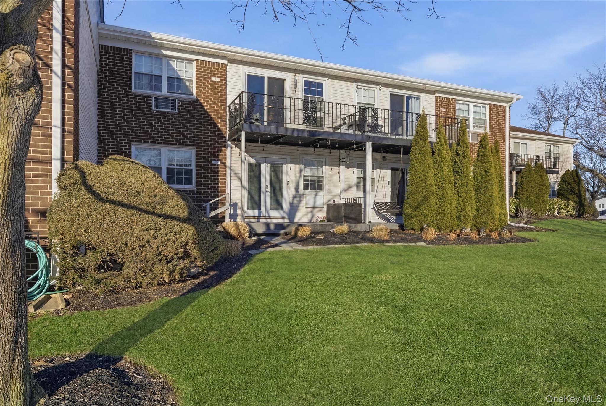 #19 photo, 4743 Wilshire Lane, Oakdale , NY 11769