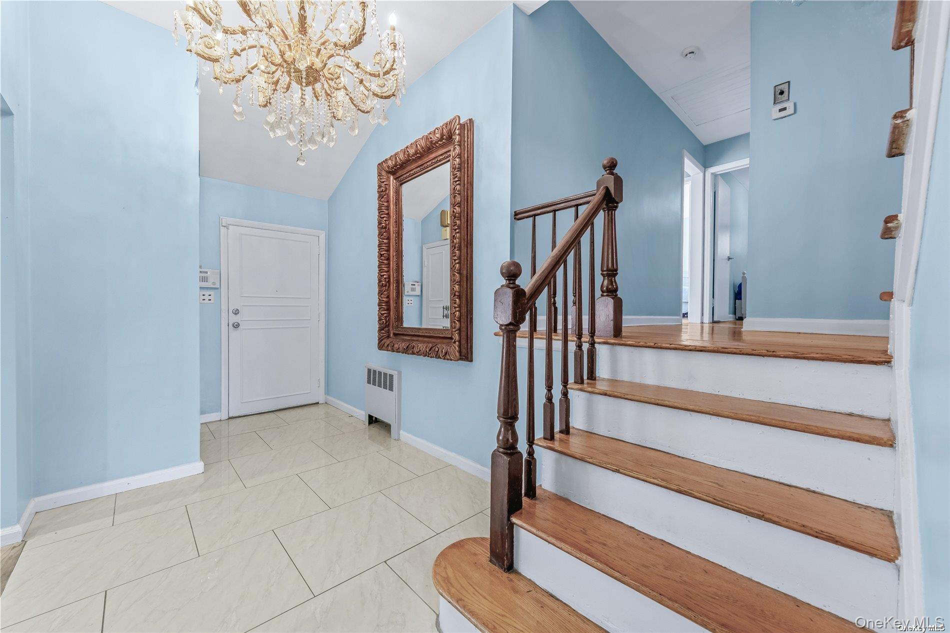 #2 photo, 75 Hicks Lane, Great Neck , NY 11024