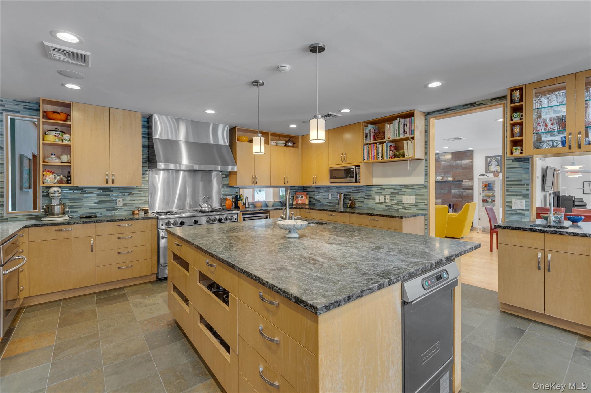 #13 photo, 46 Locust Lane, Northport , NY 11768