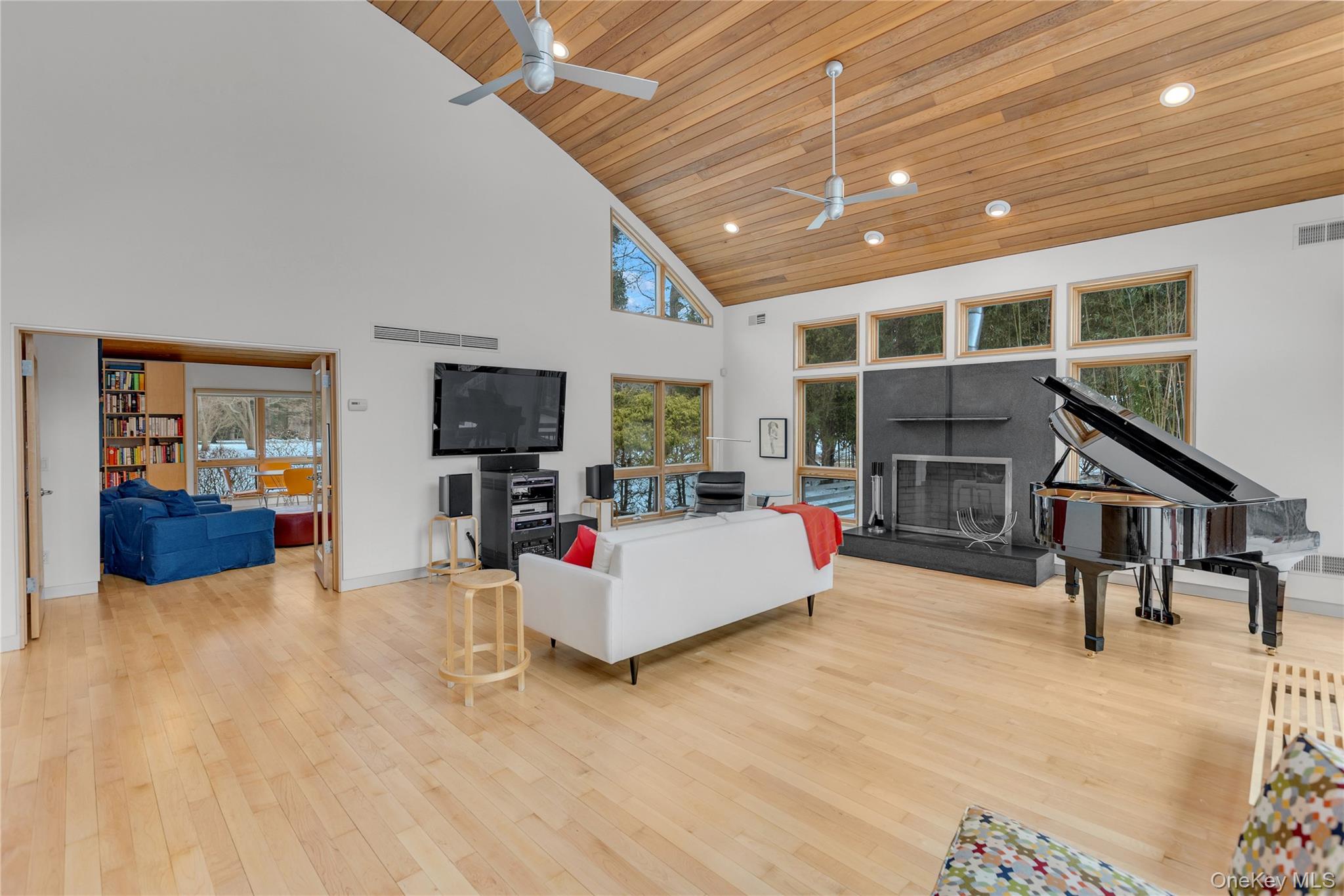 #9 photo, 46 Locust Lane, Northport , NY 11768