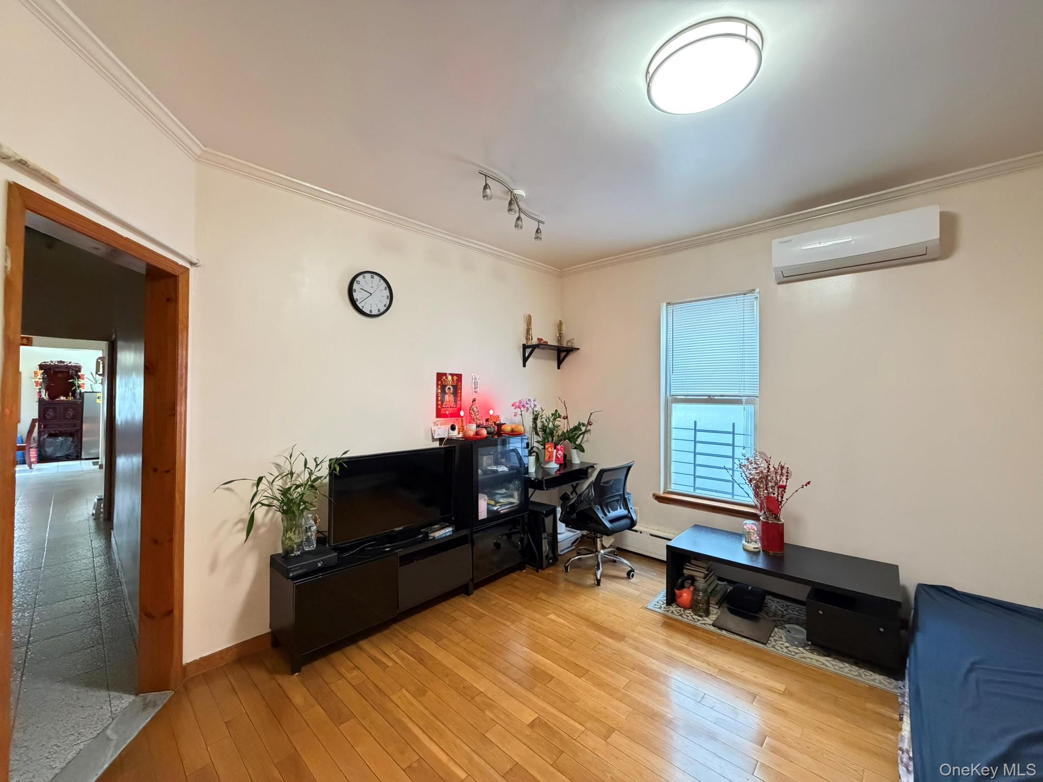 #14 photo, 54-35 69th Lane, كوينز Maspeth , NY 11378