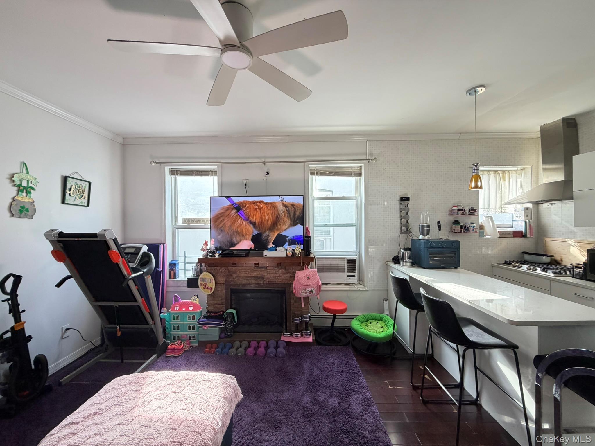 #5 photo, 54-35 69th Lane, كوينز Maspeth , NY 11378