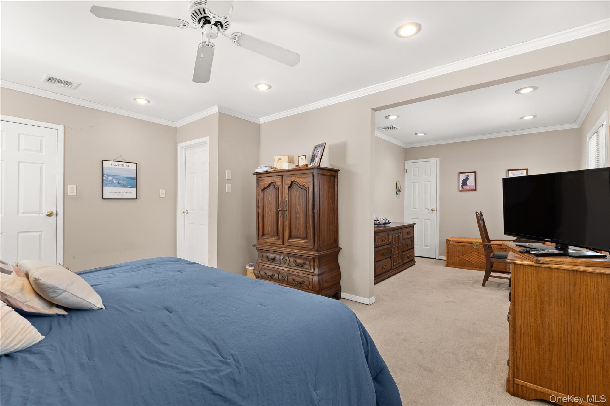 #13 photo, 24 King Avenue, Melville , NY 11747