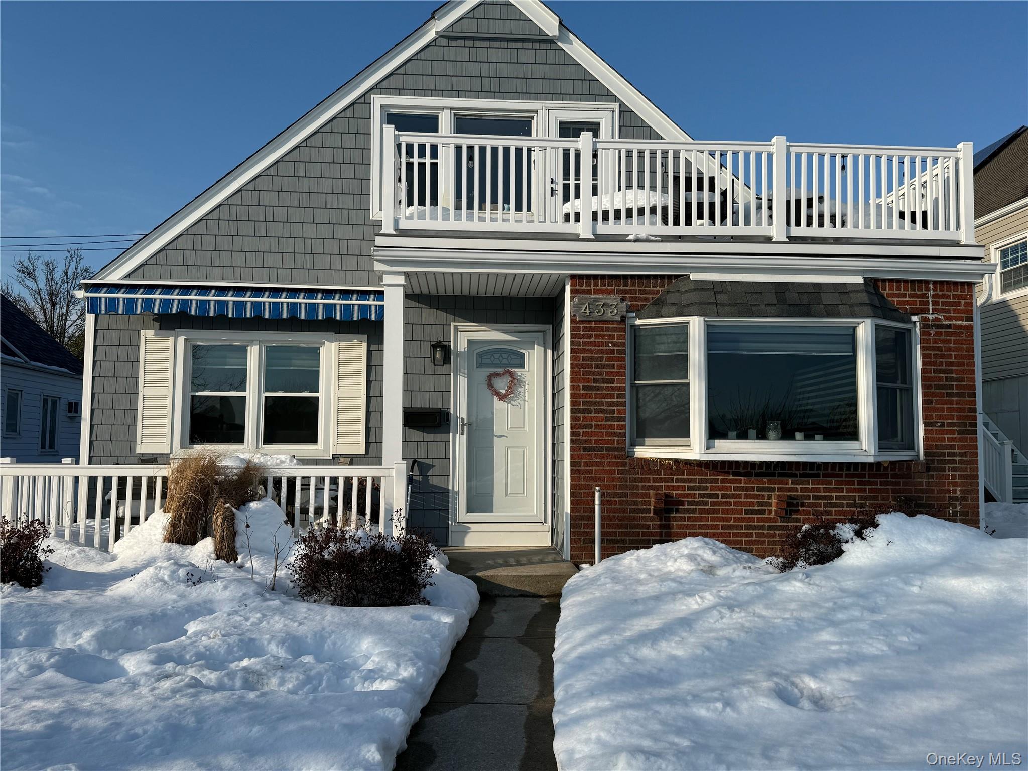 #1 photo, 433 W Park Avenue, Long Beach , NY 11561