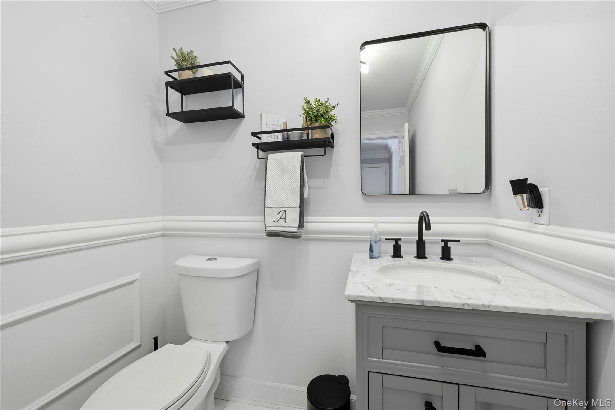 #19 photo, 7 Harwood Way, Coram , NY 11727