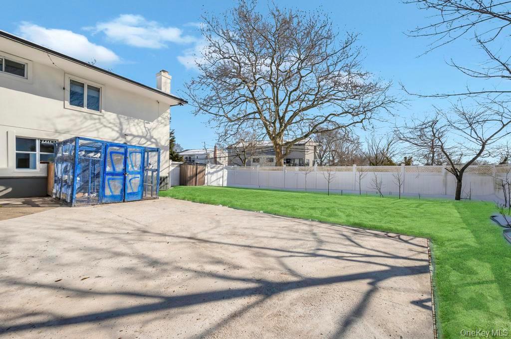 #4 photo, 2 Valley Greens Drive, Valley Stream , NY 11581