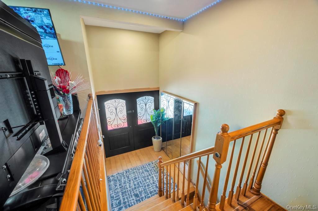 #6 photo, 2 Valley Greens Drive, Valley Stream , NY 11581