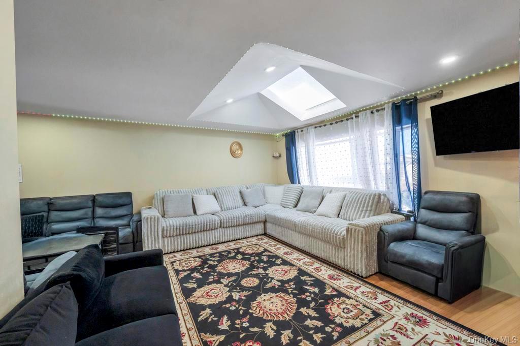 #7 photo, 2 Valley Greens Drive, Valley Stream , NY 11581