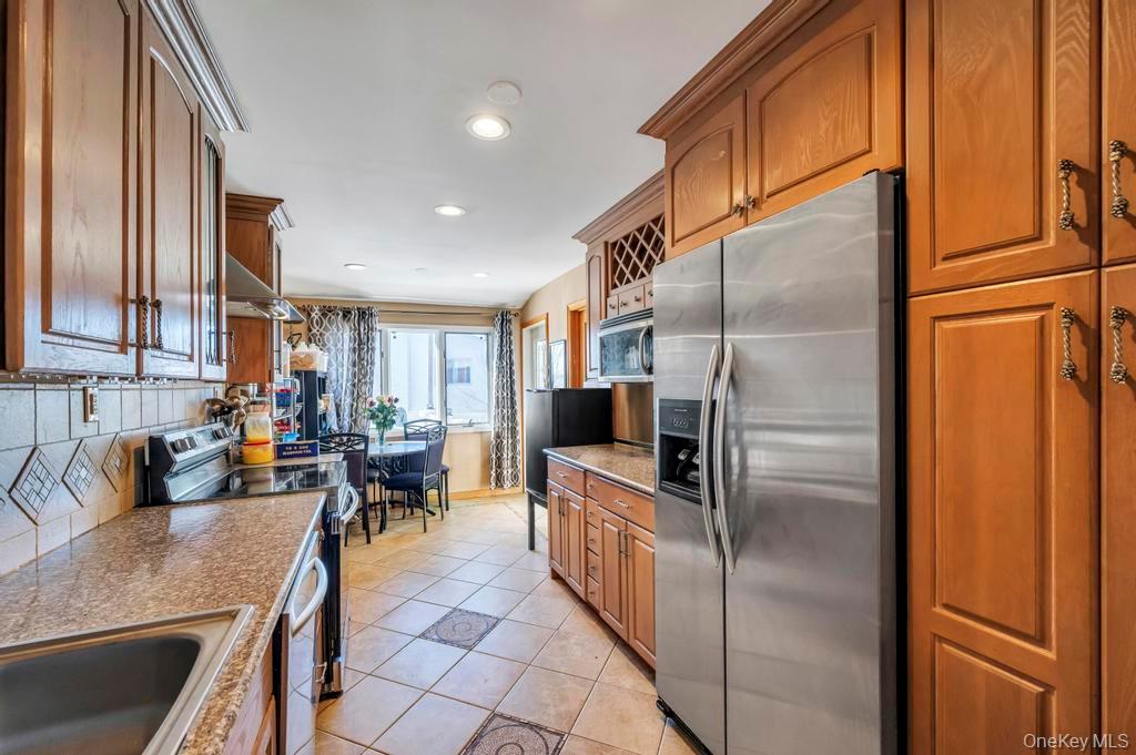 #9 photo, 2 Valley Greens Drive, Valley Stream , NY 11581