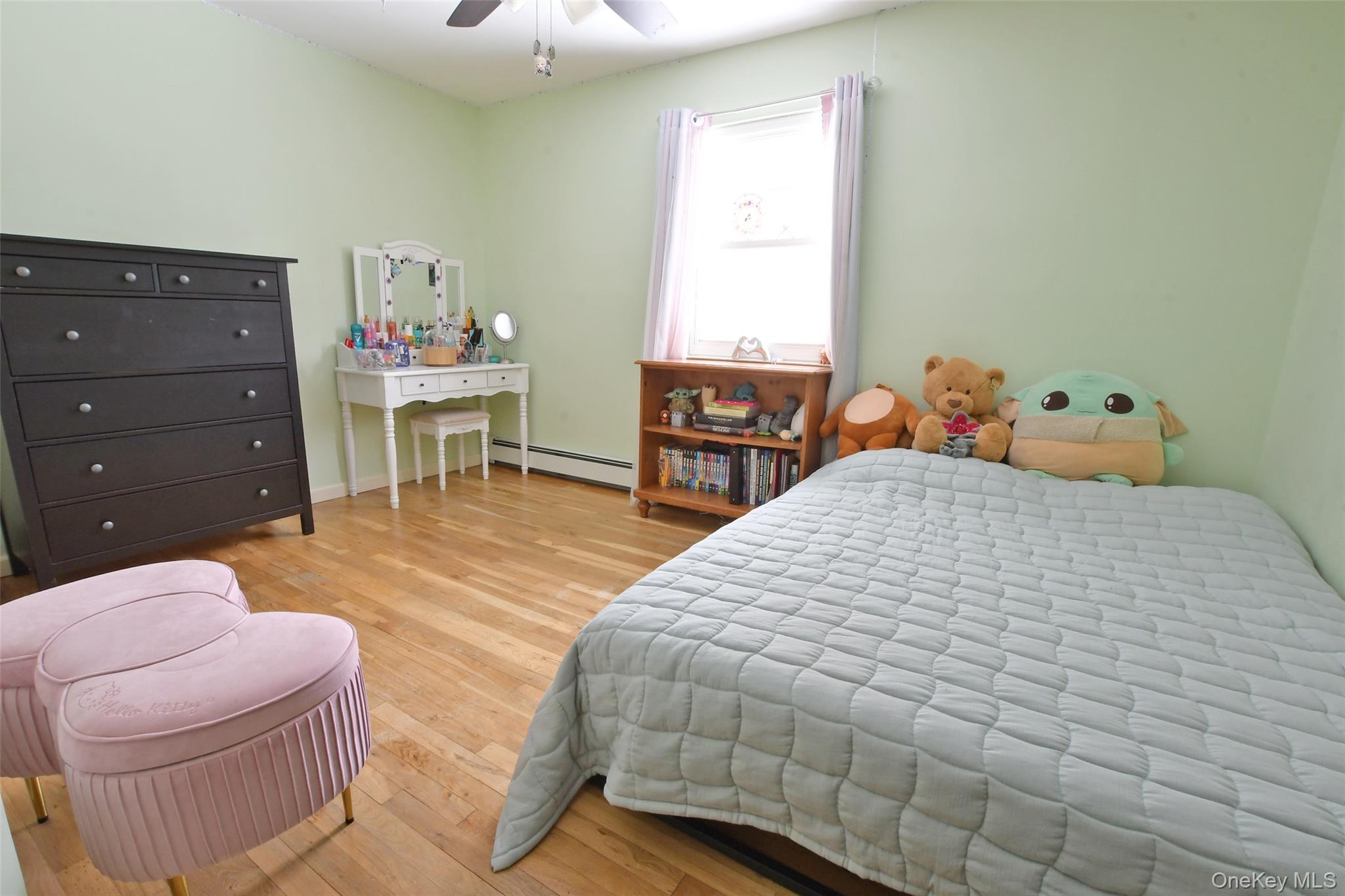 #19 photo, 11 Reynolds Road, Shoreham , NY 11786