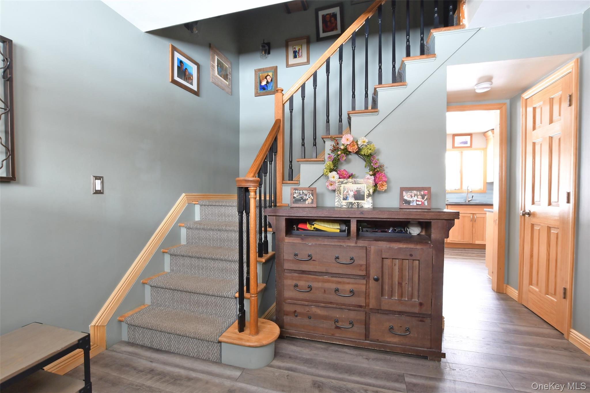 #5 photo, 11 Reynolds Road, Shoreham , NY 11786