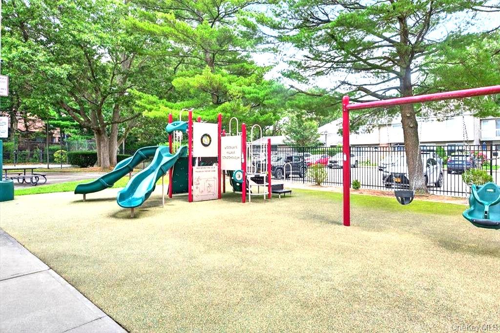 #18 photo, 224 Springmeadow Drive, Holbrook , NY 11741