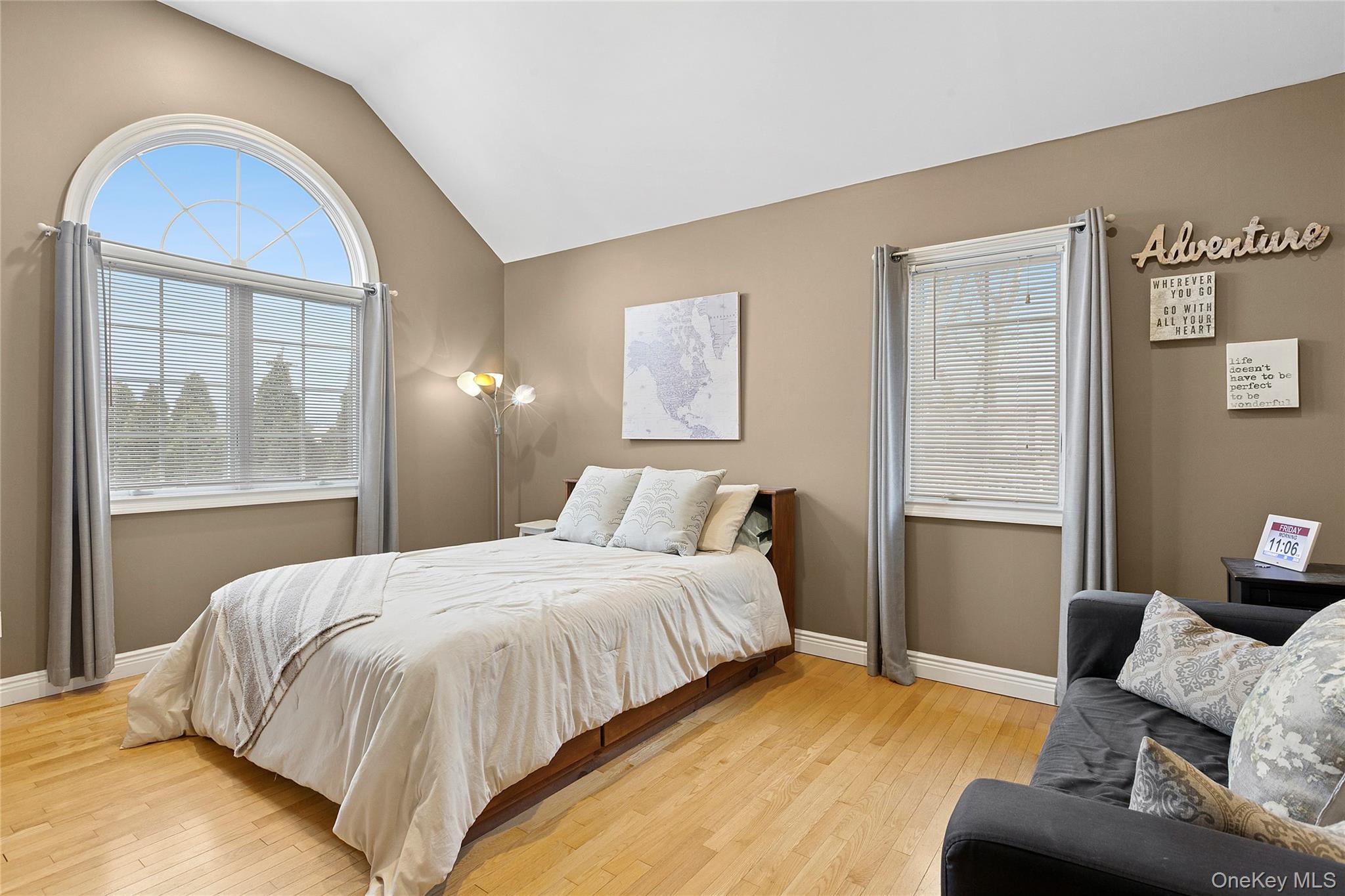 #16 photo, 922 Leeds Drive, North Bellmore , NY 11710