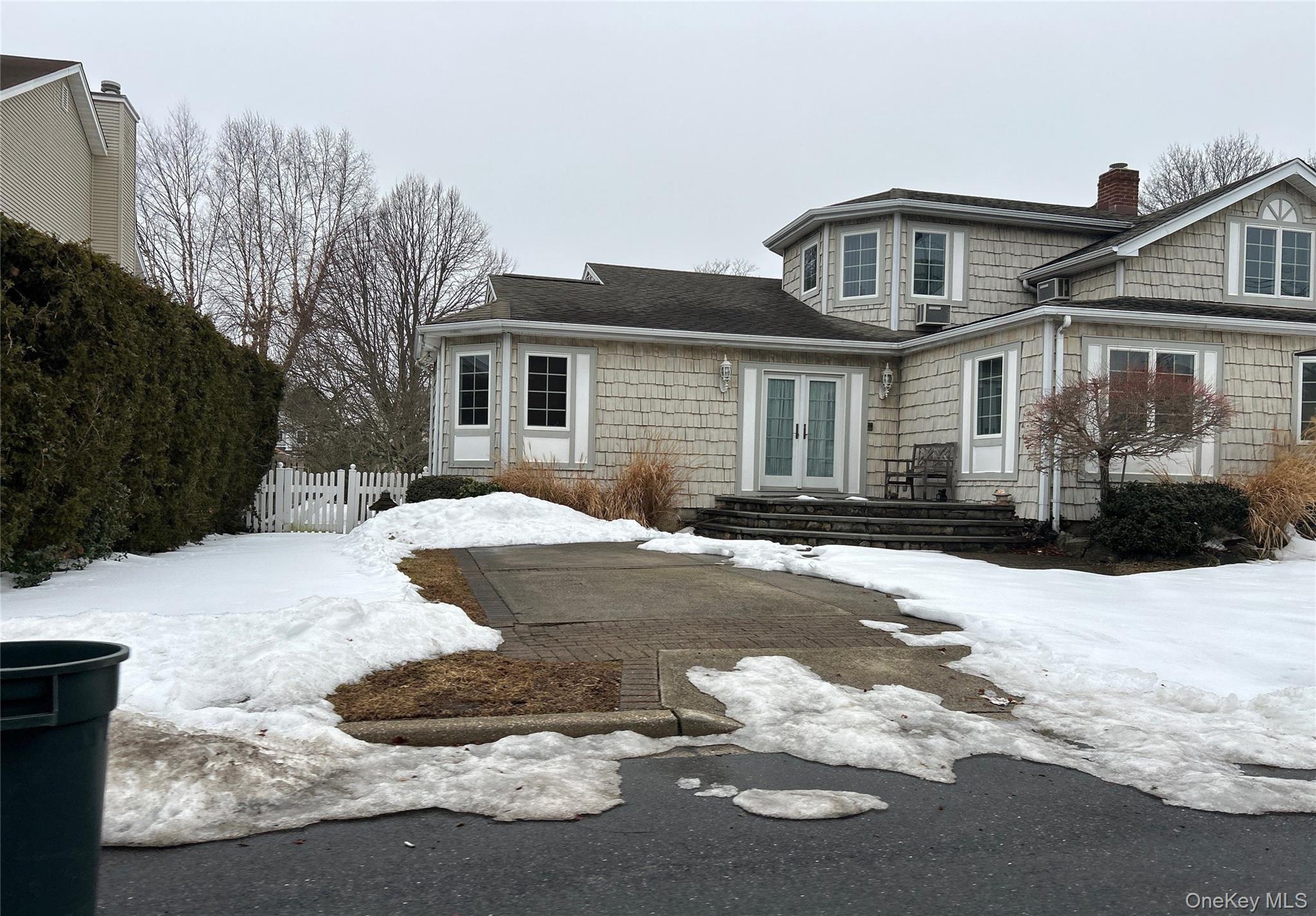#2 photo, 45 Richard Avenue, North Merrick , NY 11566