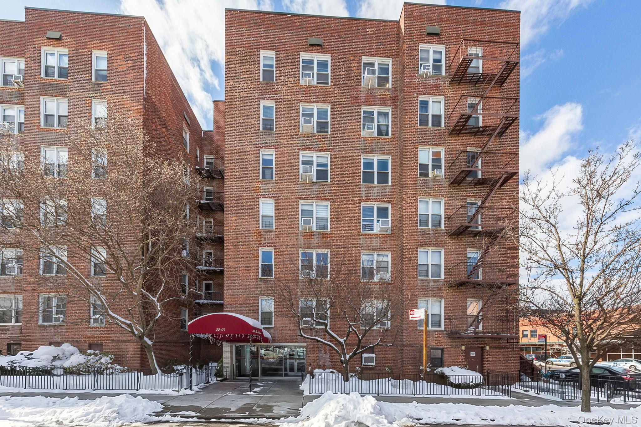 #13 photo, 3304 93rd Street, 뉴욕퀸즈 Jackson Heights , NY 11372