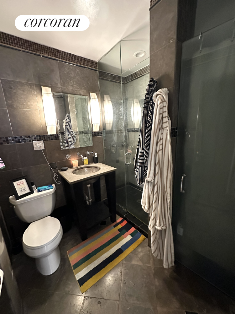 #4 photo, New York City, Hell's Kitchen , NY 10019