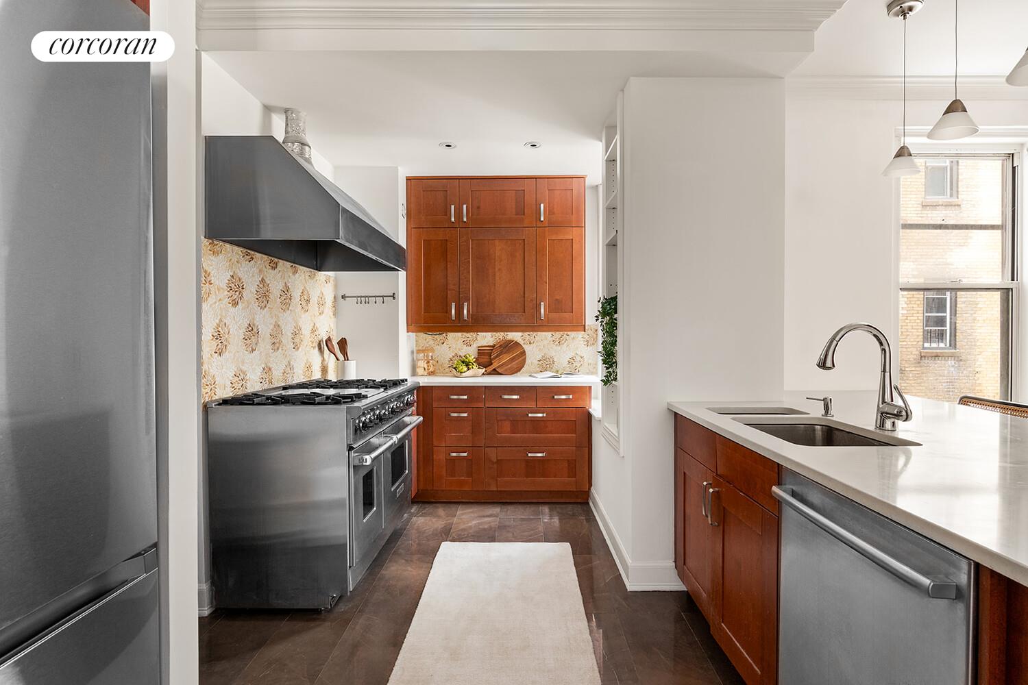 #5 photo, 370 RIVERSIDE Drive, Upper West Side , NY 10025