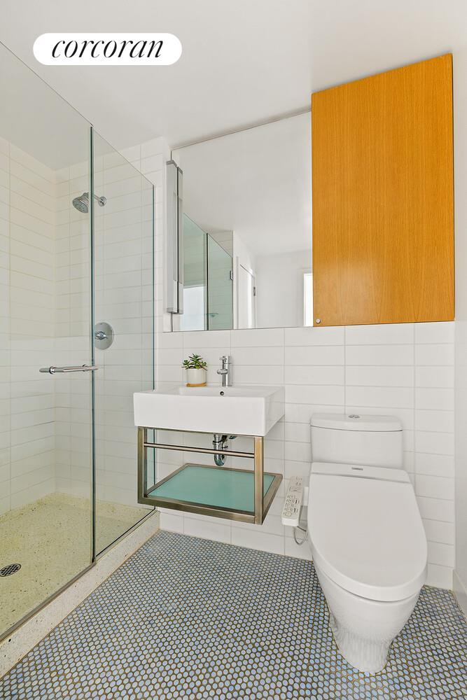 #9 photo, 109 3RD Street, ब्रुकलीन Carroll Gardens , NY 11231