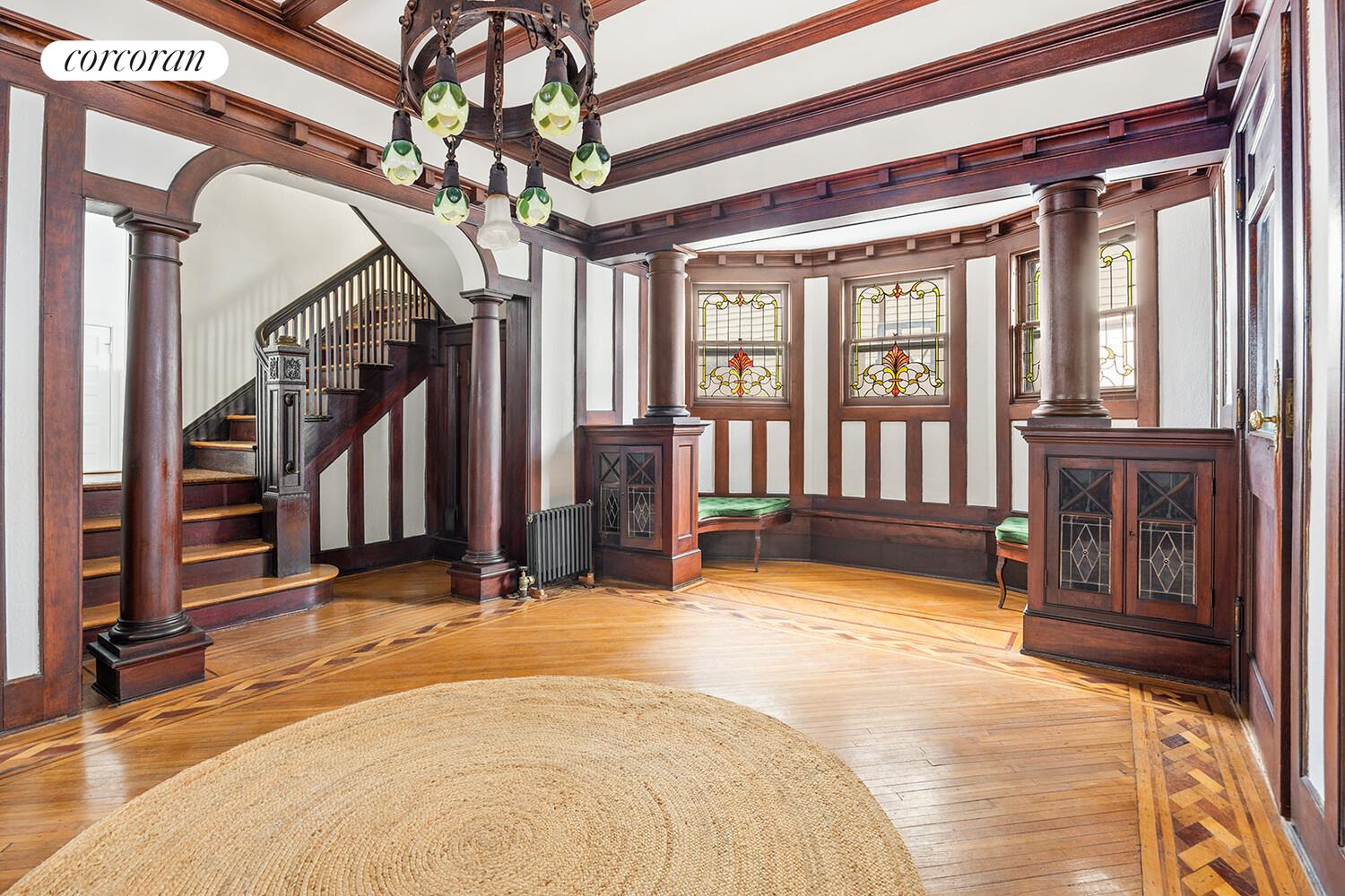 #4 photo, 706 E 18TH Street, הברונקס Ditmas Park , NY 11230