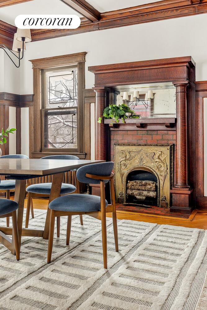 #6 photo, 706 E 18TH Street, הברונקס Ditmas Park , NY 11230