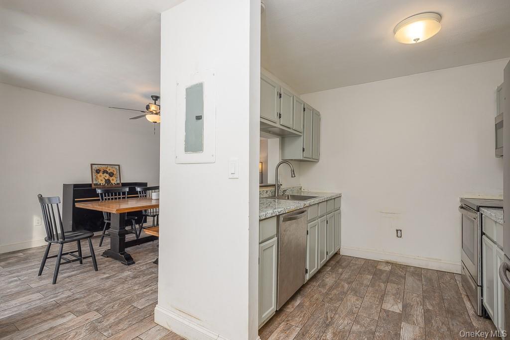 #8 photo, 1406 Eagles Ridge Road, Brewster , NY 10509