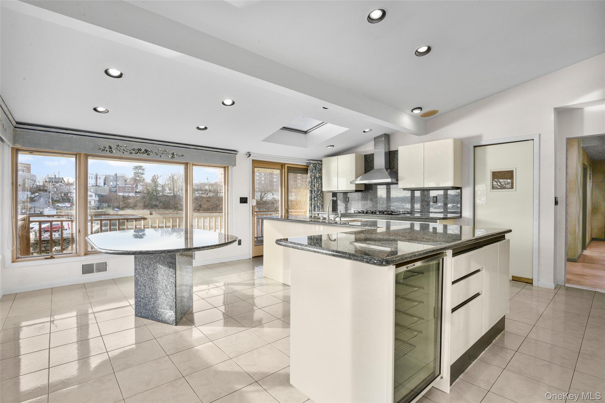 #14 photo, 31 Clover Place, New Rochelle , NY 10805