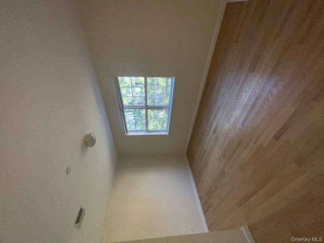 #6 photo, 200 Woodcrest Lane, Mount Kisco , NY 10549