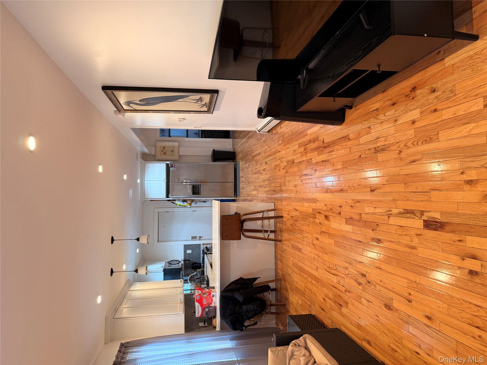 #8 photo, 116 Winthrop Avenue, Hartsdale , NY 10523