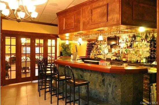 #1 photo, 12 West Main, White Plains , NY 10523