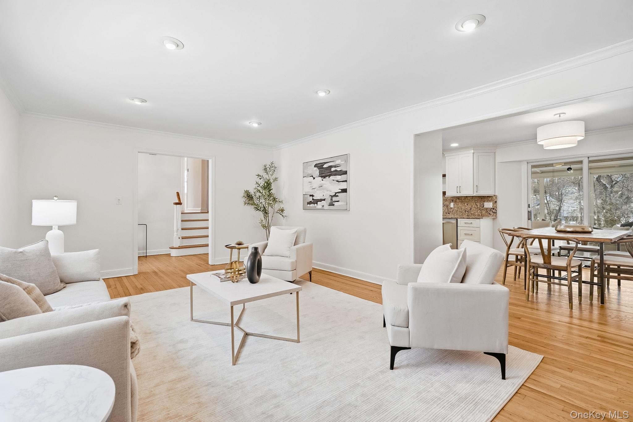 #4 photo, 2 Tamarac Trail, Harrison , NY 10528