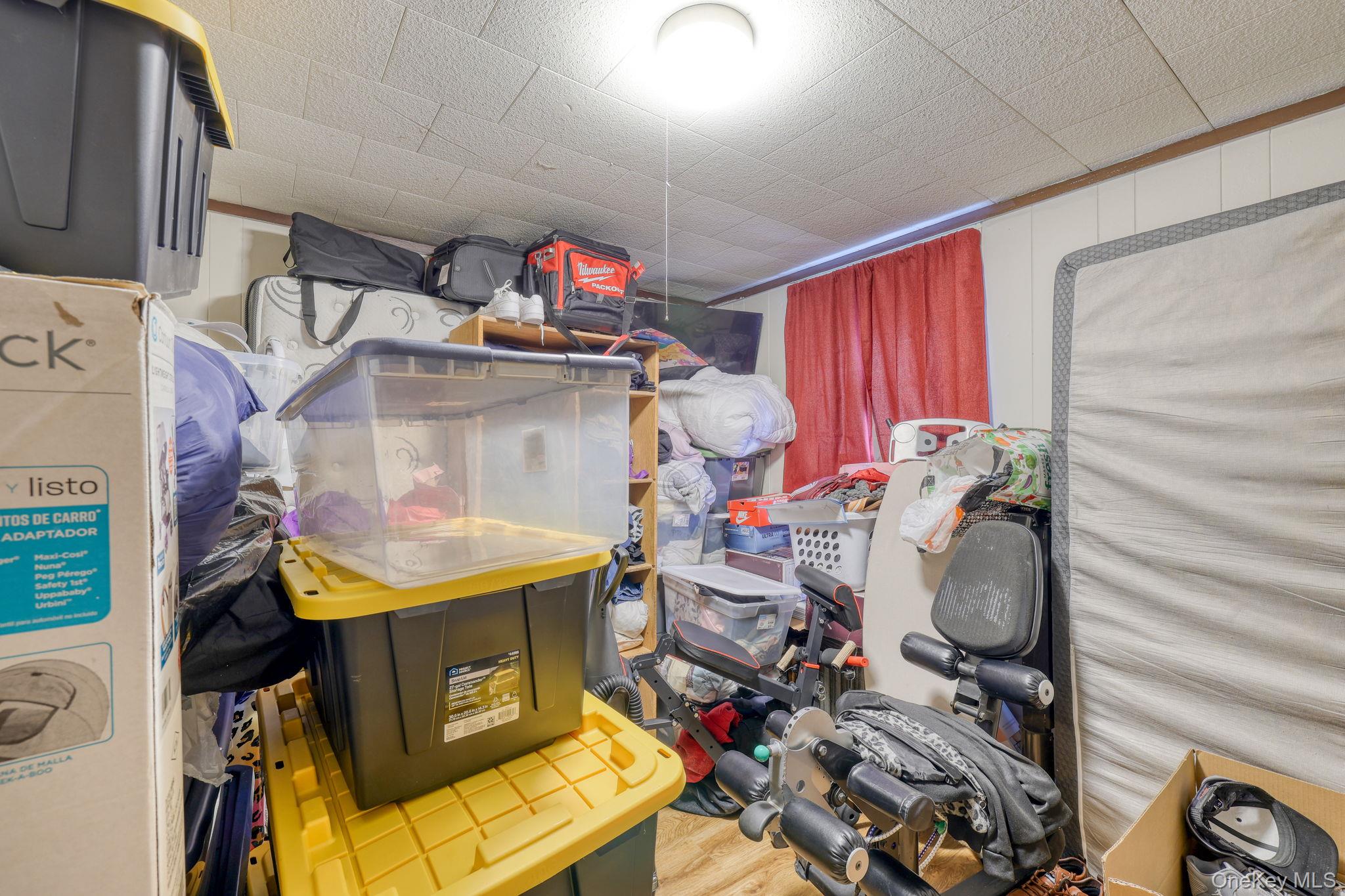 #16 photo, 16 Liberty Street, 뉴욕주 Middletown , NY 10940