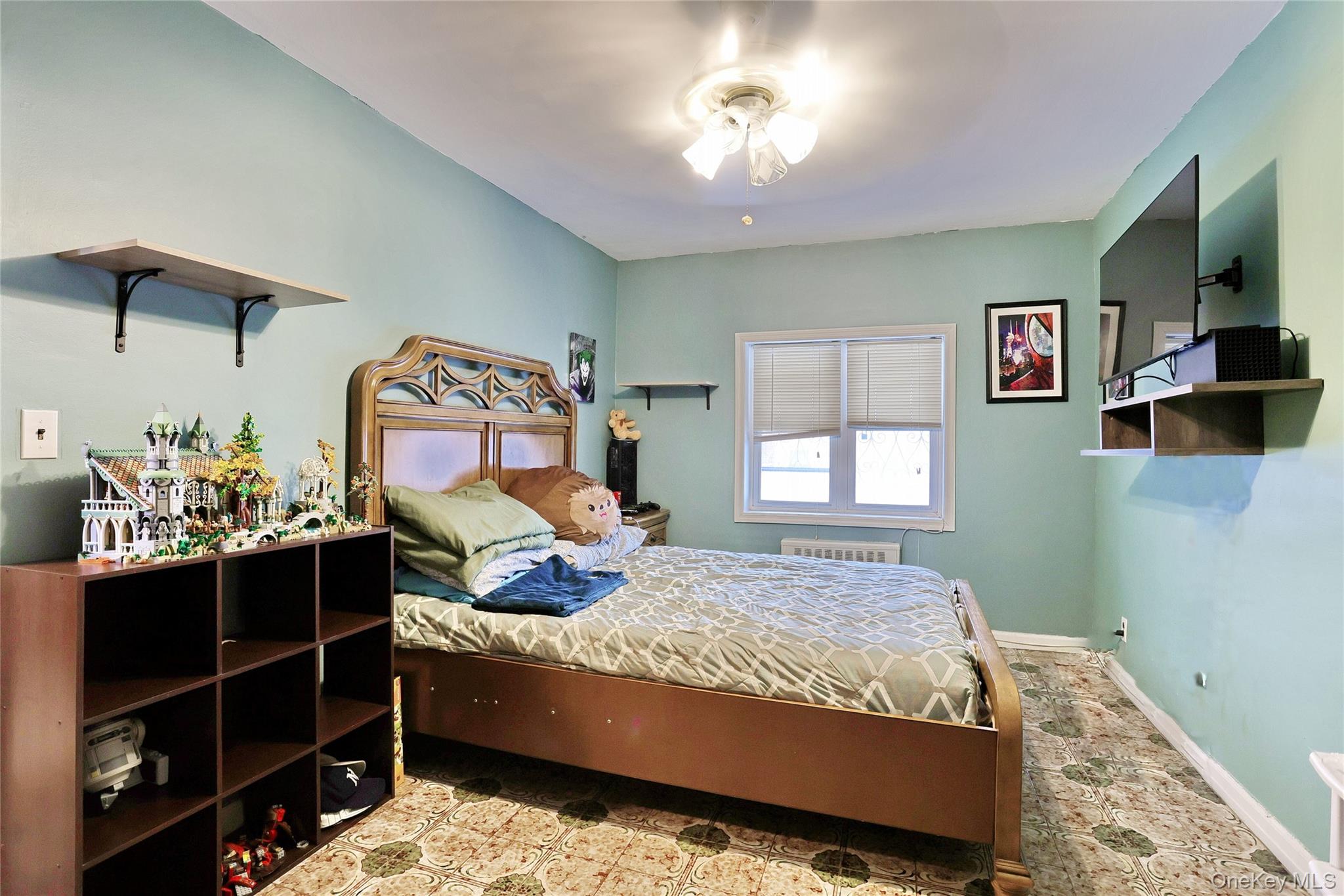 #11 photo, 815 Quincy Avenue, Bronx , NY 10465