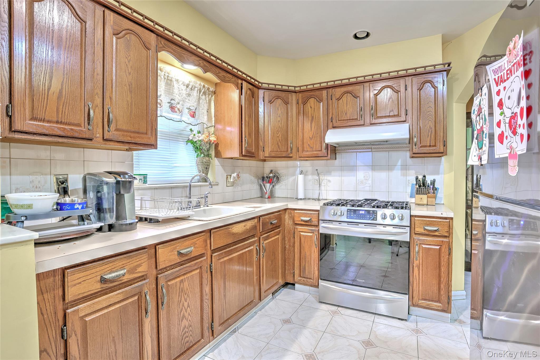 #5 photo, 815 Quincy Avenue, Bronx , NY 10465